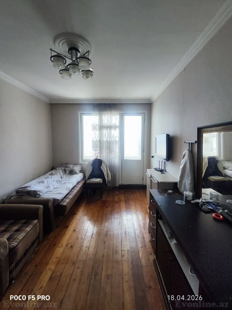 Satılır 2 otaqlı Mənzil Köhnə tikili 35 m² Memar Əcəmi m.