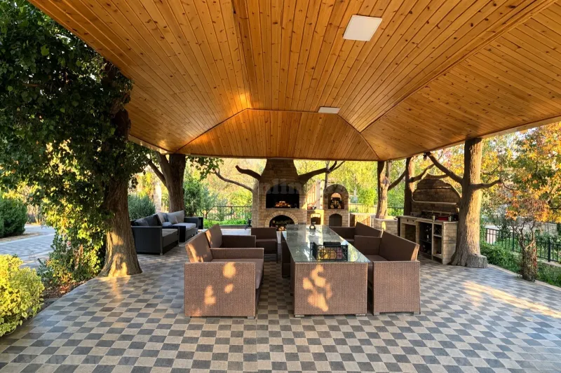 6 otaqlı Həyət evi 600 m² Novxanı Satılır