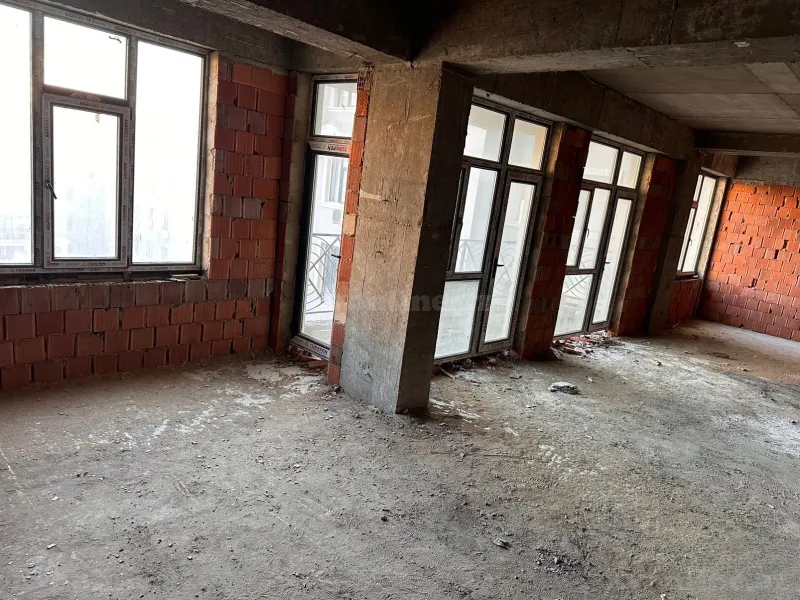 Satılır 3 otaqlı Mənzil Yeni tikili 110 m² 28 May m. - şəkil 2