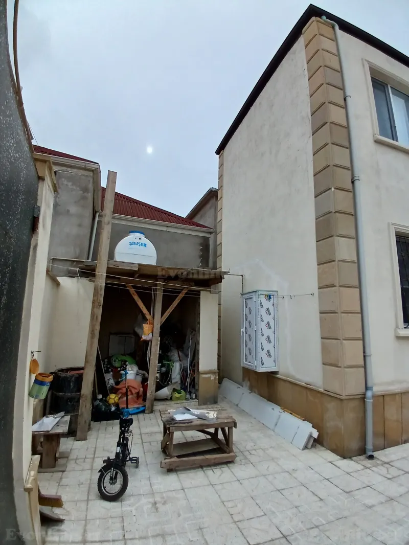 Satılır 4 otaqlı Həyət evi 100.5 m² Yeni Suraxanı - şəkil 3