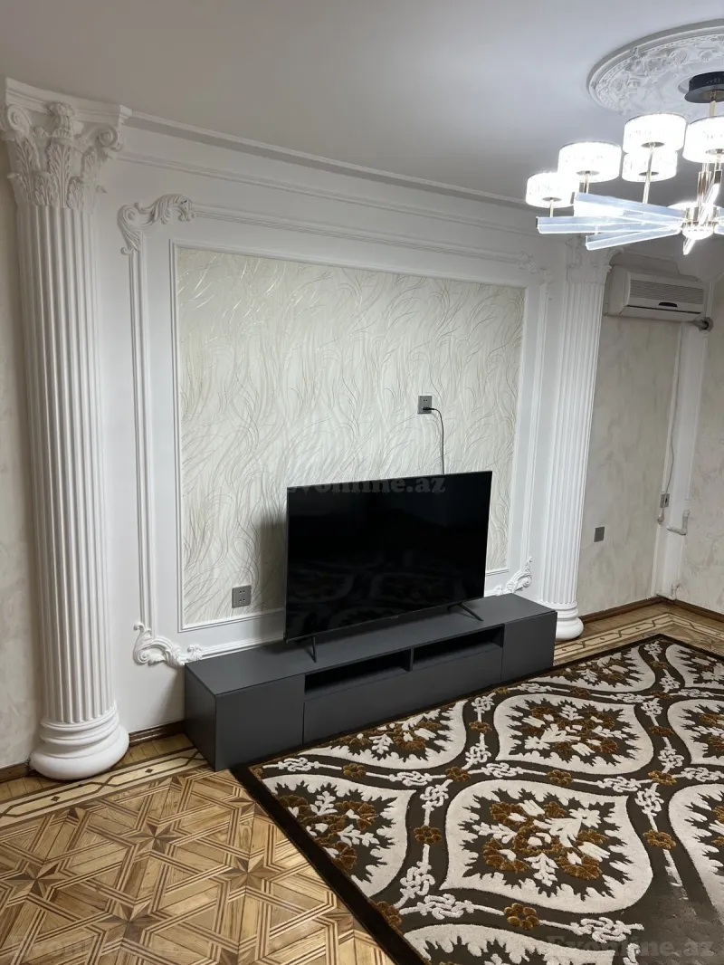 Satılır 3 otaqlı Mənzil Köhnə tikili 70 m² Elmlər Akademiyası m. - şəkil 2