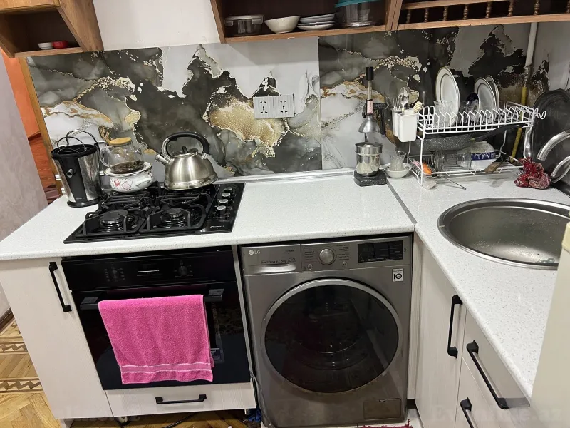 Satılır 3 otaqlı Mənzil Köhnə tikili 70 m² Elmlər Akademiyası m. - şəkil 21