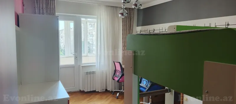 Kirayə verilir 4 otaqlı Mənzil Köhnə tikili 105 m² Memar Əcəmi m. - şəkil 5