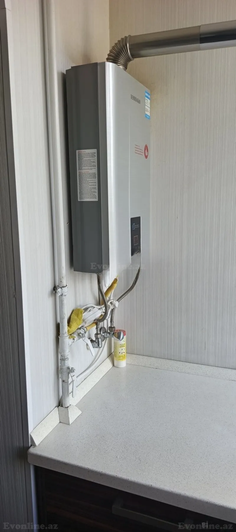 Kirayə verilir 4 otaqlı Mənzil Köhnə tikili 105 m² Memar Əcəmi m. - şəkil 10
