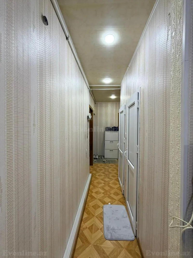 Satılır 2 otaqlı Mənzil Köhnə tikili 65 m² İnşaatçılar m. - şəkil 10