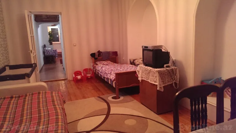 Satılır 2 otaqlı Mənzil Köhnə tikili 55 m² Əhmədli - şəkil 2