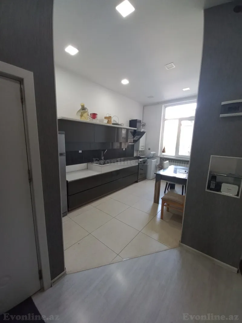 Satılır 2 otaqlı Mənzil Köhnə tikili 60 m² Elmlər Akademiyası m. - şəkil 9