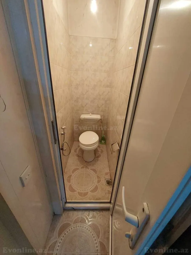 Kirayə verilir 2 otaqlı Həyət evi 80 m² Elmlər Akademiyası m. - şəkil 5