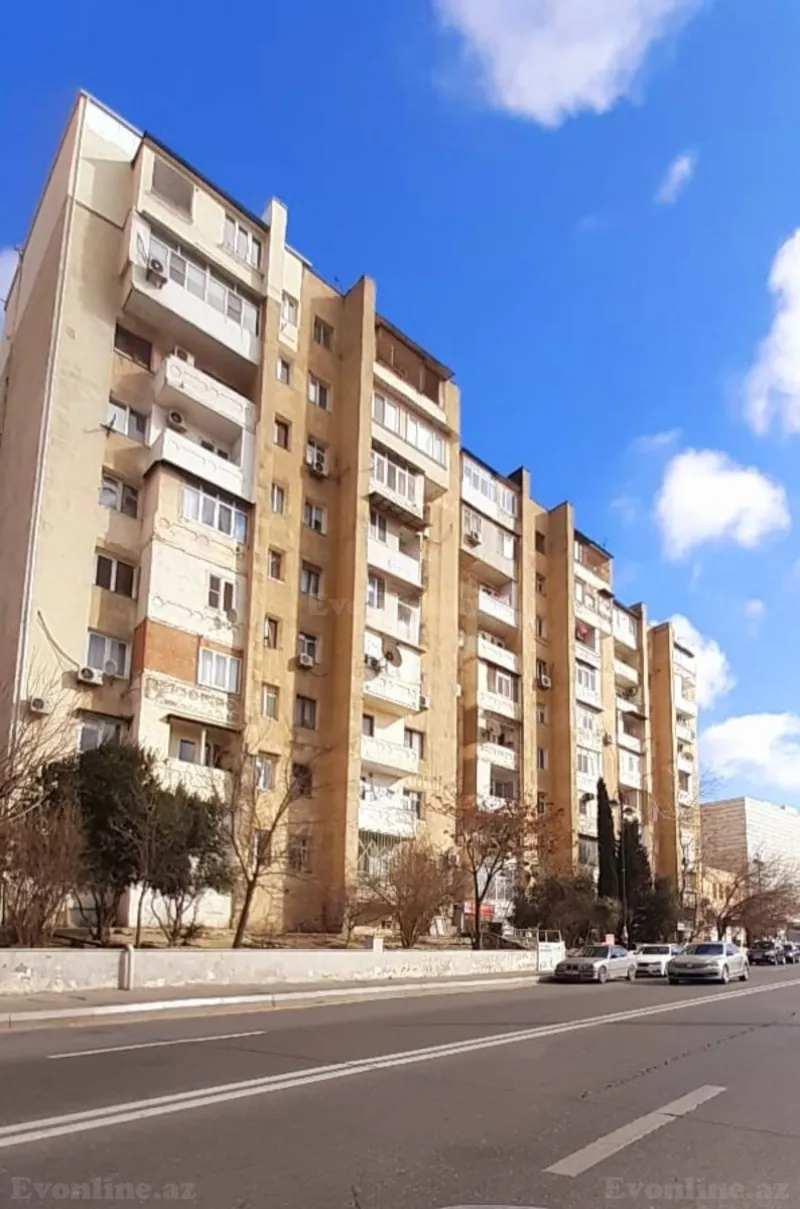 3 otaqlı Mənzil 80 m² Elmlər Akademiyası m. Kirayə verilir