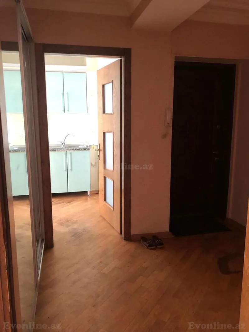 Kirayə verilir 3 otaqlı Mənzil Köhnə tikili 80 m² Elmlər Akademiyası m. - şəkil 7