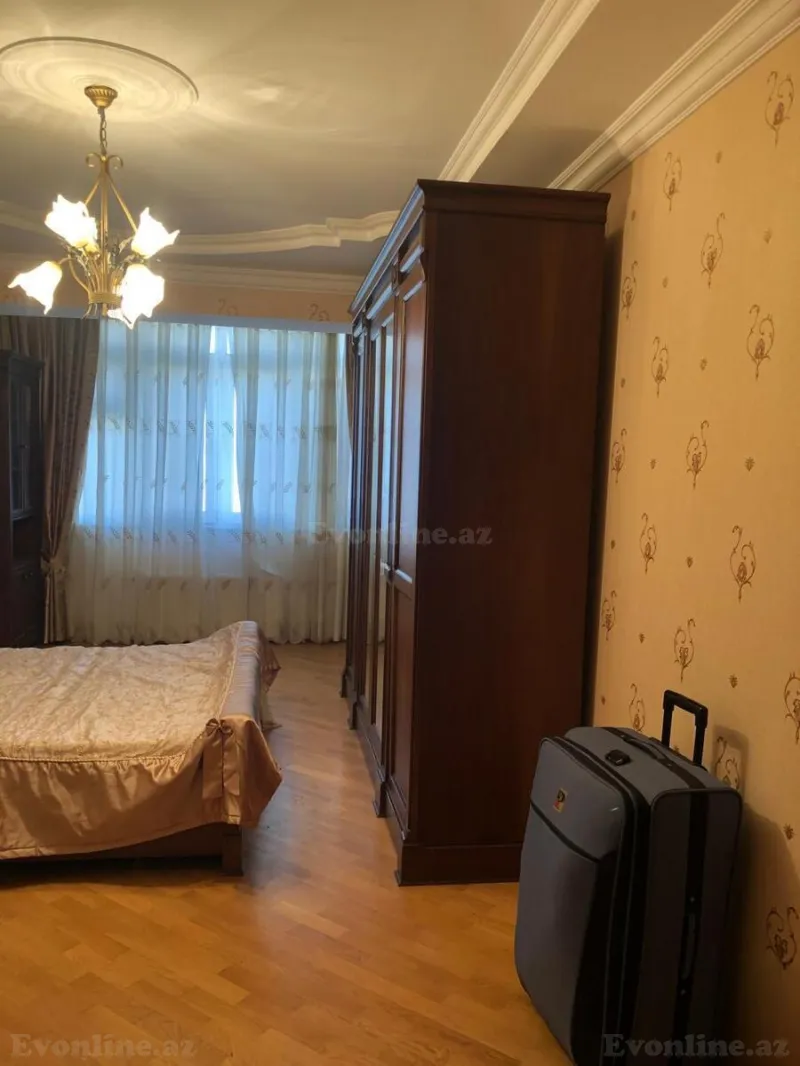 Kirayə verilir 3 otaqlı Mənzil Köhnə tikili 80 m² Elmlər Akademiyası m. - şəkil 16