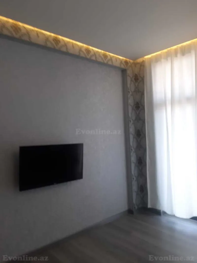 3 otaqlı Mənzil 90 m² Qara Qarayev m. Kirayə verilir