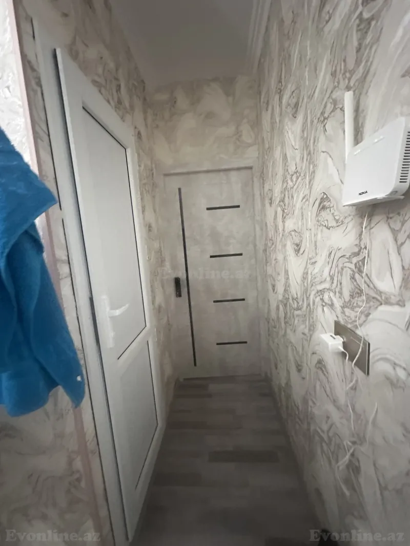 Satılır 1 otaqlı Mənzil Köhnə tikili 42 m² 8-ci mikrorayon - şəkil 2