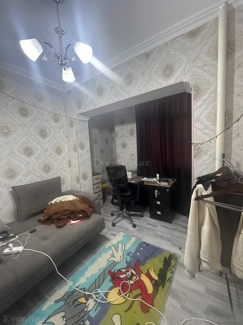 Satılır 1 otaqlı Mənzil Köhnə tikili 42 m² 8-ci mikrorayon - şəkil 3