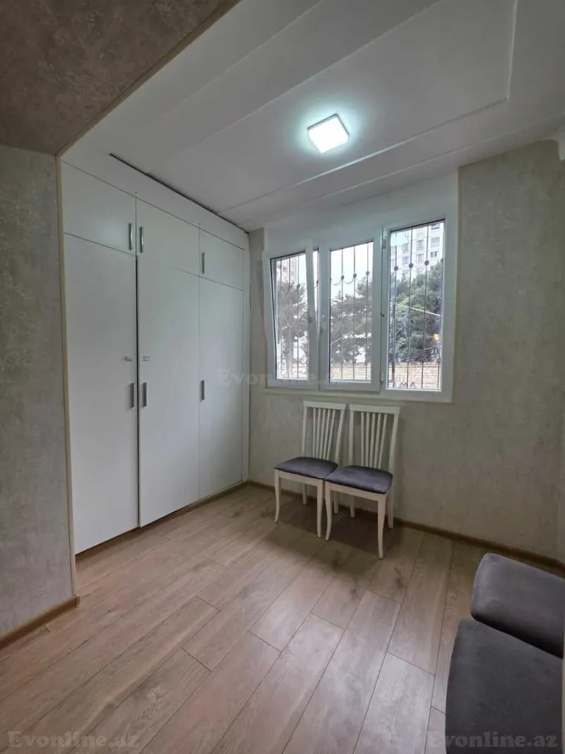 Satılır 2 otaqlı Mənzil Köhnə tikili 55 m² Elmlər Akademiyası m. - şəkil 3