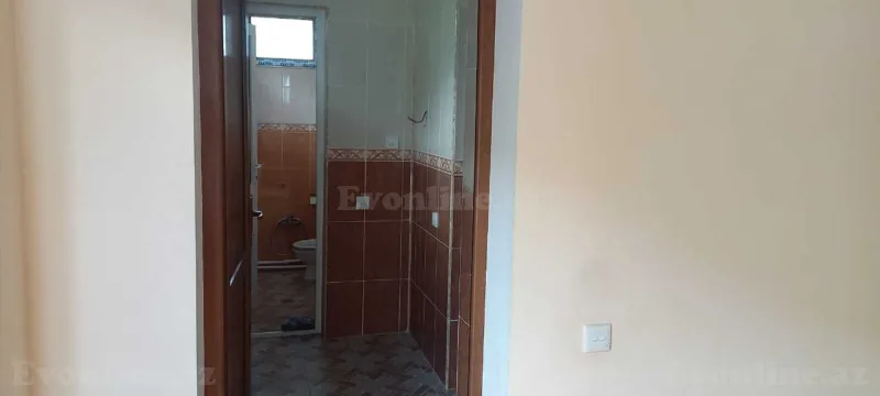 Satılır 9 otaqlı Həyət evi 240 m² Şəki - şəkil 5