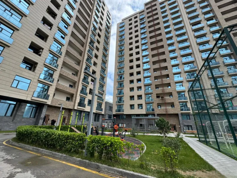 Satılır 4 otaqlı Mənzil Yeni tikili 195 m² 28 May m.