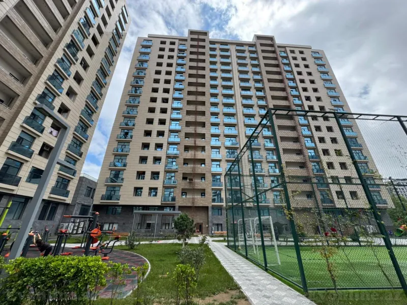 Satılır 4 otaqlı Mənzil Yeni tikili 195 m² 28 May m. - şəkil 3