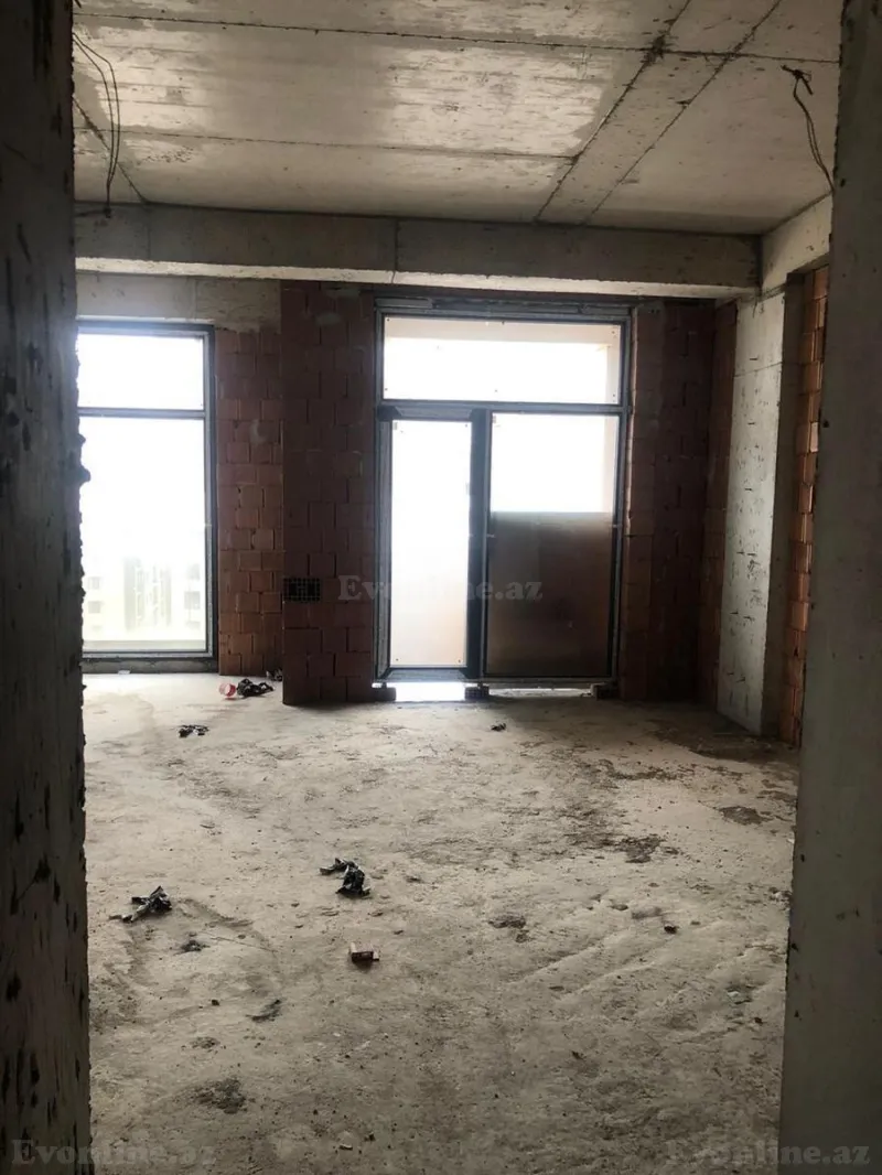 Satılır 4 otaqlı Mənzil Yeni tikili 195 m² 28 May m. - şəkil 6
