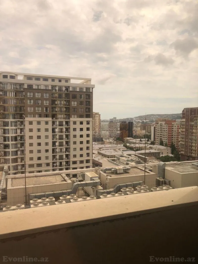 Satılır 4 otaqlı Mənzil Yeni tikili 195 m² 28 May m. - şəkil 10