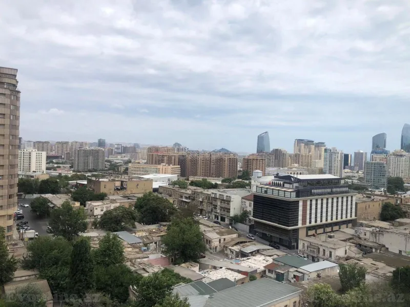 Satılır 4 otaqlı Mənzil Yeni tikili 195 m² 28 May m. - şəkil 18