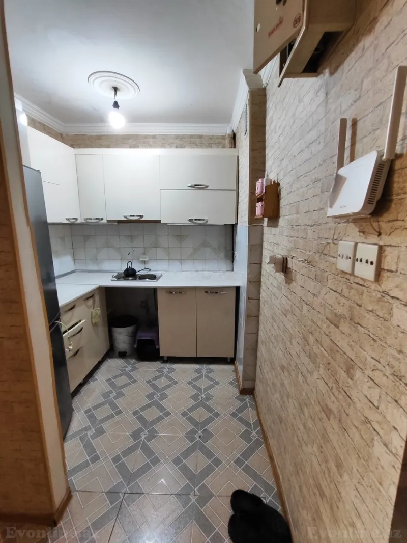 Kirayə verilir 2 otaqlı Mənzil Köhnə tikili 46 m² Həzi Aslanov m. - şəkil 11