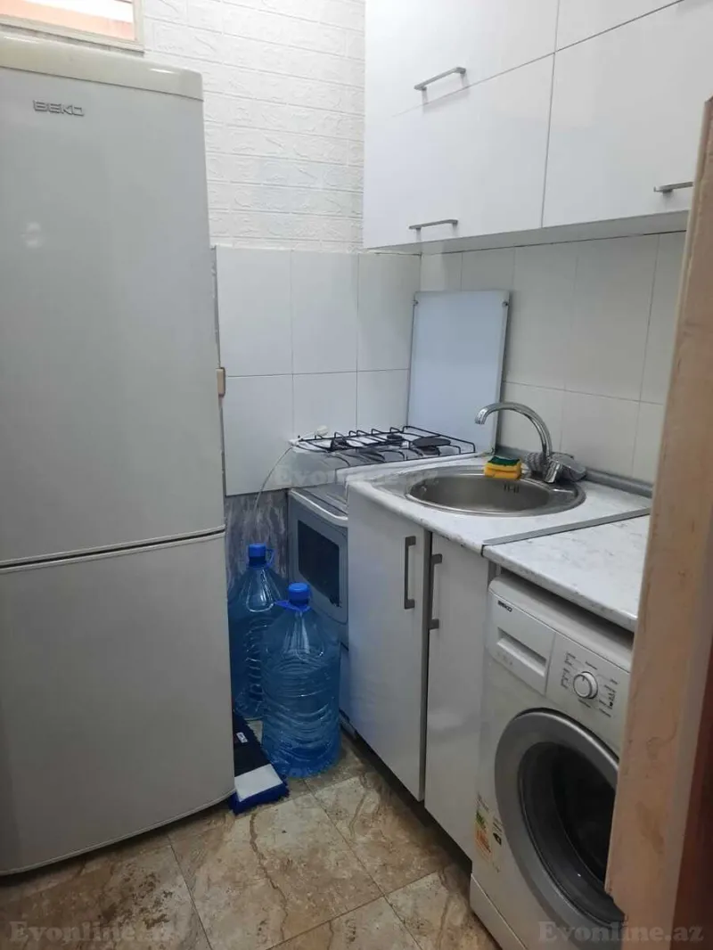 Satılır 2 otaqlı Mənzil Köhnə tikili 38 m² Memar Əcəmi m. - şəkil 13