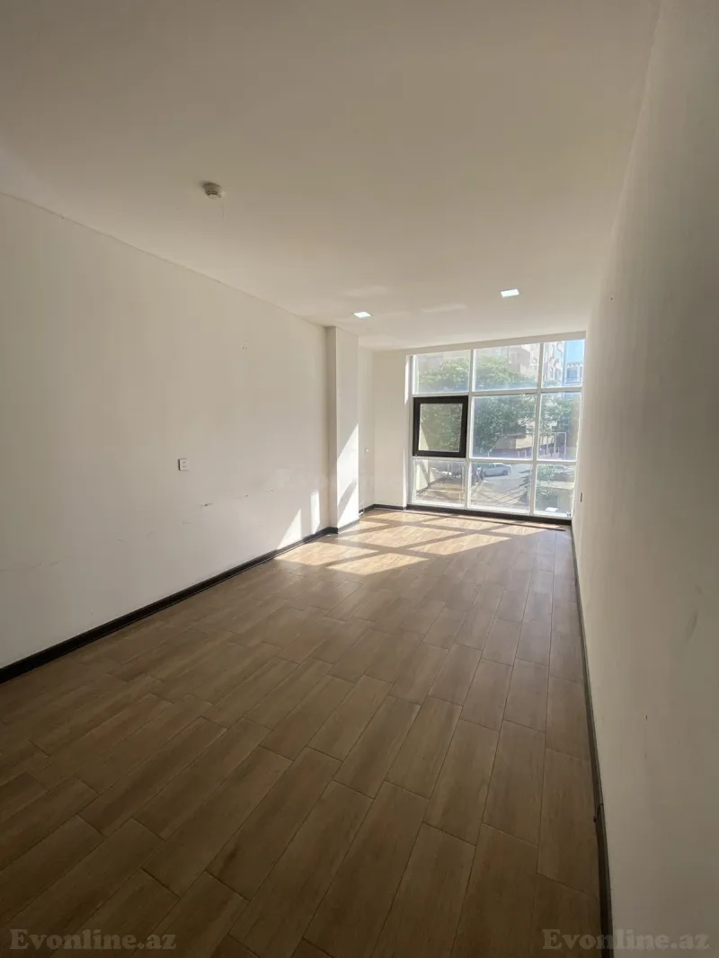 Kirayə verilir Ofis 32 m² 28 May m. - şəkil 3