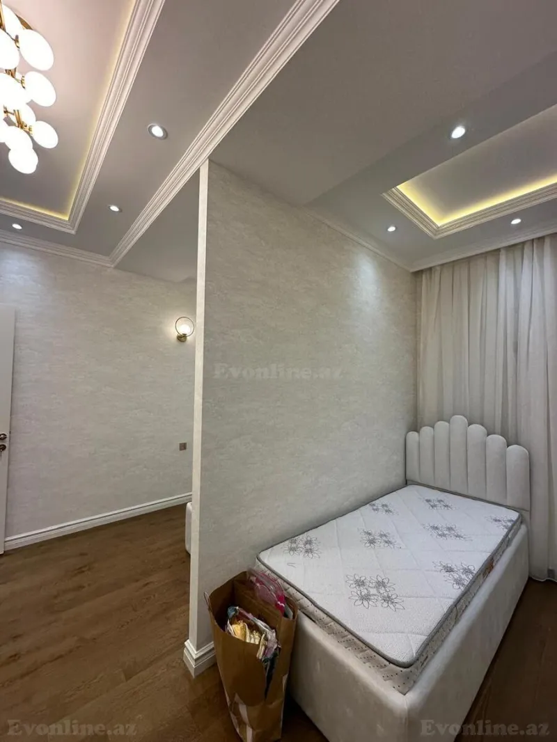 Satılır 3 otaqlı Mənzil Yeni tikili 138 m² Memar Əcəmi m. - şəkil 8