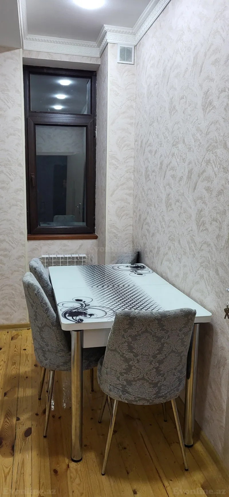 2 otaqlı Mənzil 76 m² Xırdalan Kirayə verilir