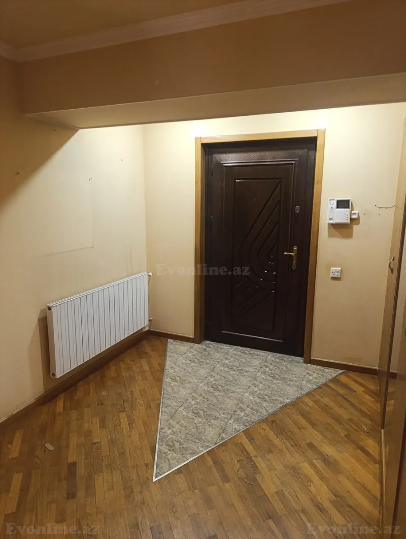 Satılır 3 otaqlı Mənzil Köhnə tikili 137 m² 28 May m. - şəkil 8