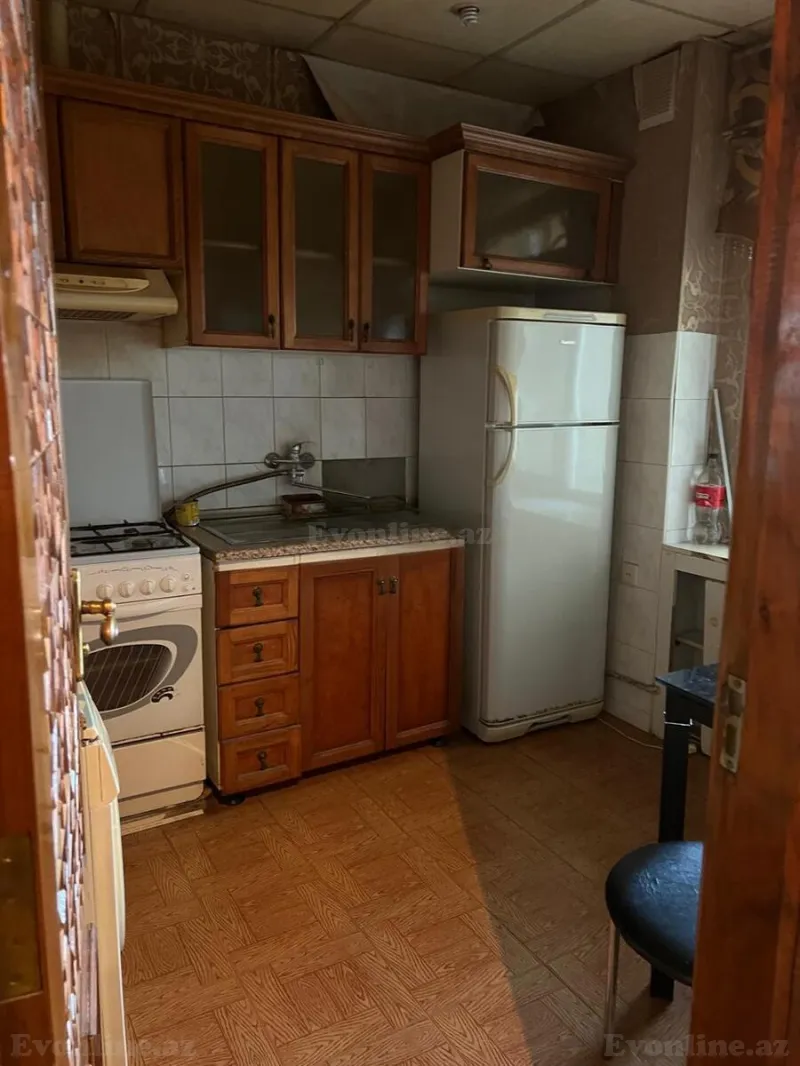 Satılır 2 otaqlı Mənzil Köhnə tikili 65 m² Gənclik m. - şəkil 7