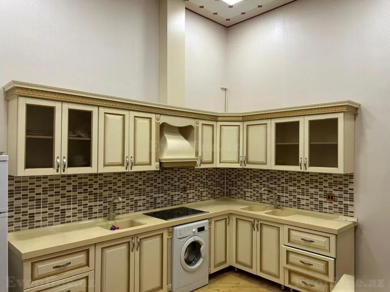 Satılır 3 otaqlı Mənzil Köhnə tikili 114 m² Sahil m. - şəkil 6