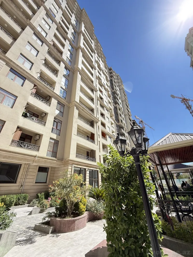 Kirayə verilir 2 otaqlı Mənzil Yeni tikili 68 m² 8 Noyabr m.