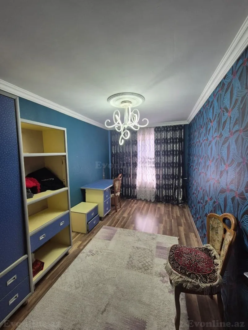 Satılır 4 otaqlı Mənzil Köhnə tikili 85 m² Xalqlar Dostluğu m. - şəkil 8