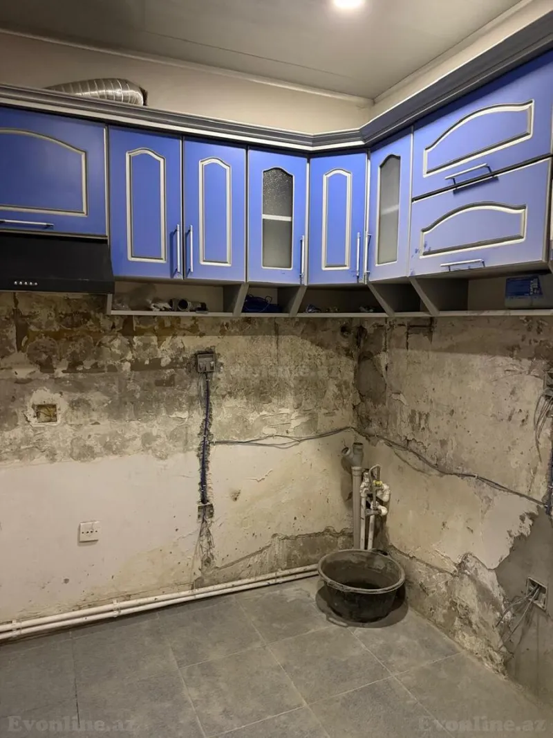 Satılır 3 otaqlı Mənzil Köhnə tikili 80 m² Nəsimi m. - şəkil 7