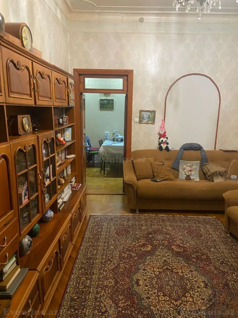3 otaqlı Mənzil 60 m² Nizami r. Satılır