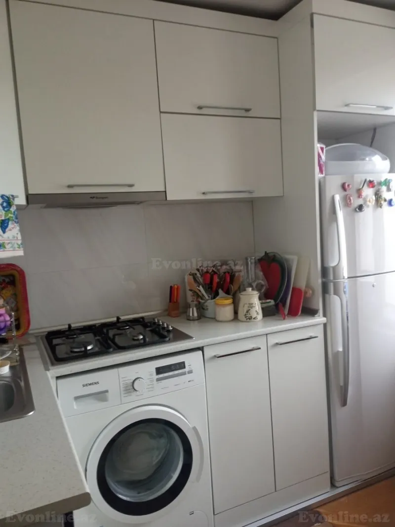 Satılır 2 otaqlı Mənzil Köhnə tikili 50 m² Yasamal - şəkil 12