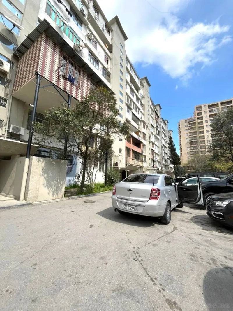 3 otaqlı Mənzil 85 m² Nəriman Nərimanov m. Satılır