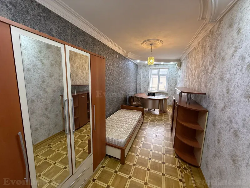 Satılır 5 otaqlı Həyət evi 250 m² Gənclik m. - şəkil 9