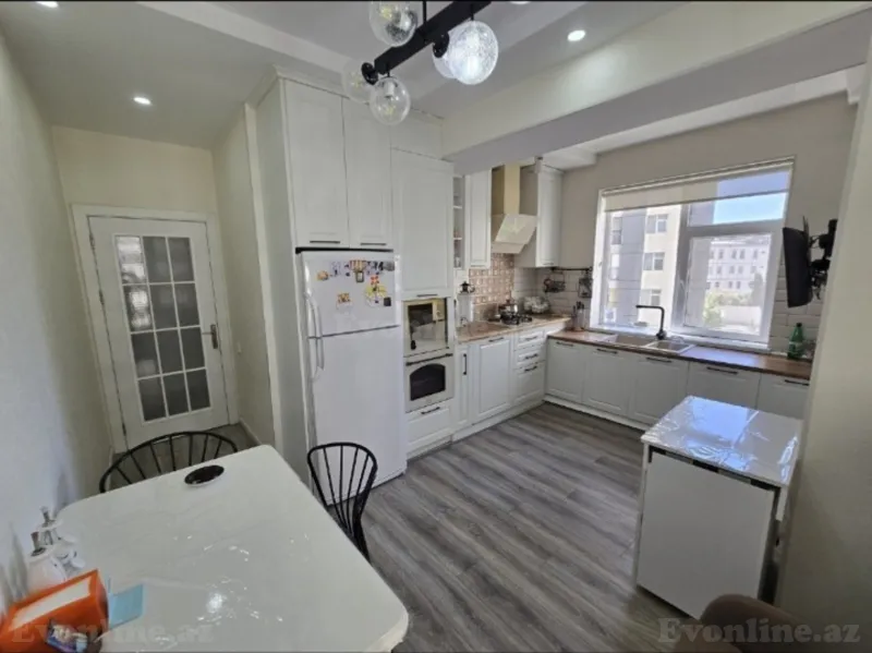 Satılır 4 otaqlı Mənzil Yeni tikili 120 m² Həzi Aslanov m. - şəkil 5