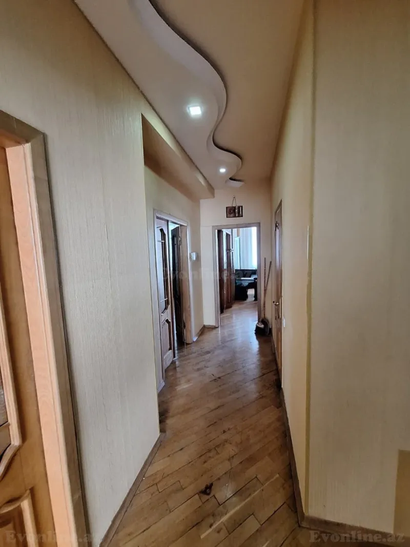 Kirayə verilir 3 otaqlı Mənzil Yeni tikili 130 m² Səbail r. - şəkil 12