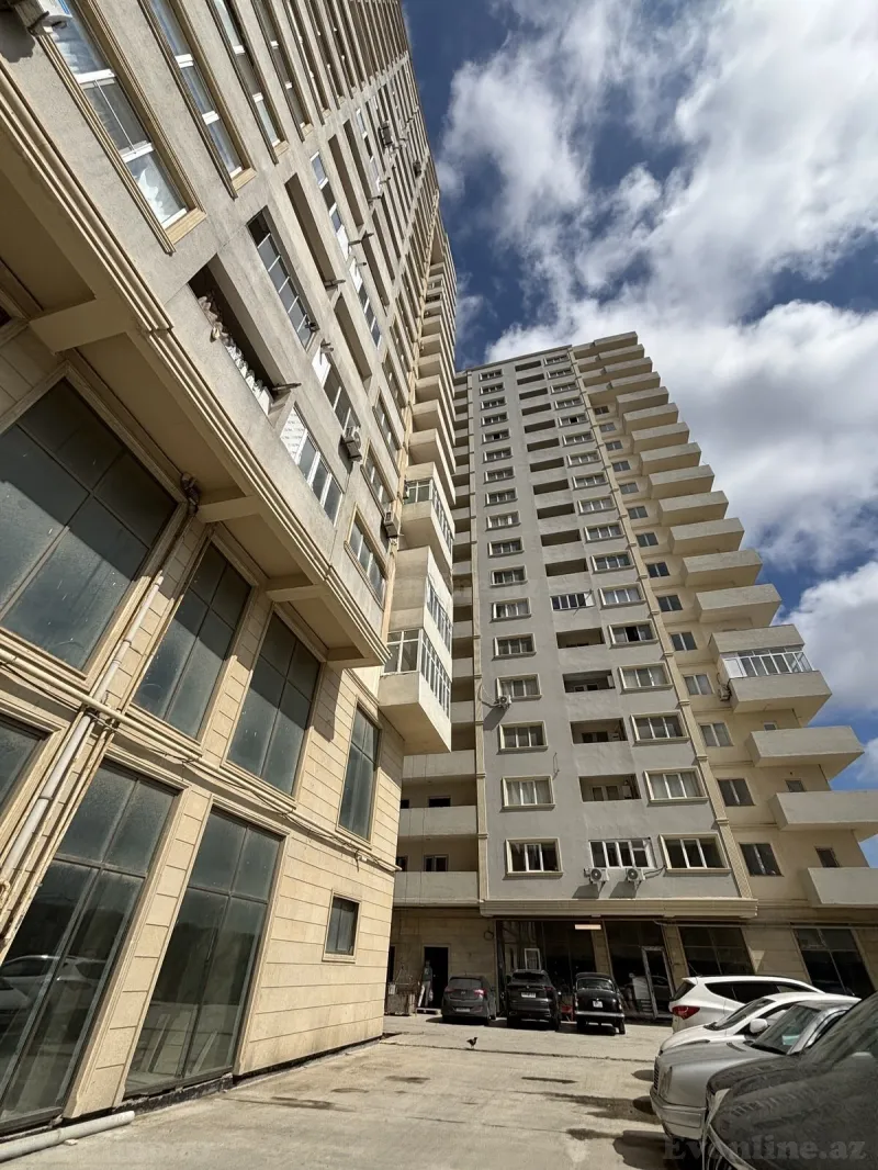 2 otaqlı Mənzil 100 m² Xalqlar Dostluğu m. Satılır