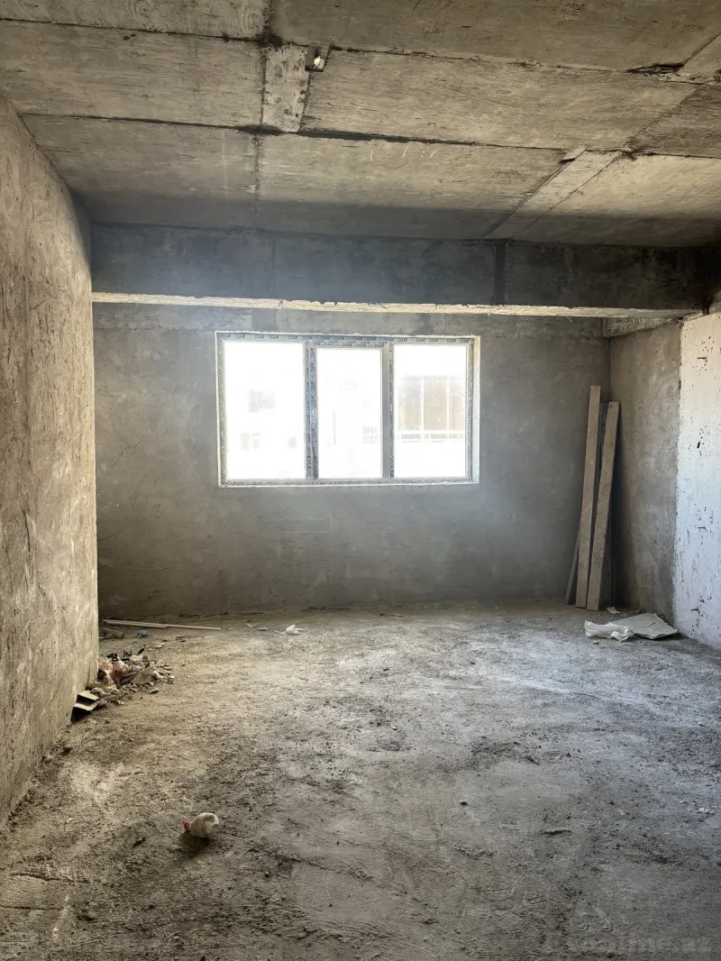 Satılır 2 otaqlı Mənzil Yeni tikili 100 m² Xalqlar Dostluğu m. - şəkil 3