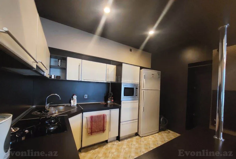 Kirayə verilir 2 otaqlı Mənzil Yeni tikili 96 m² Xətai m. - şəkil 5