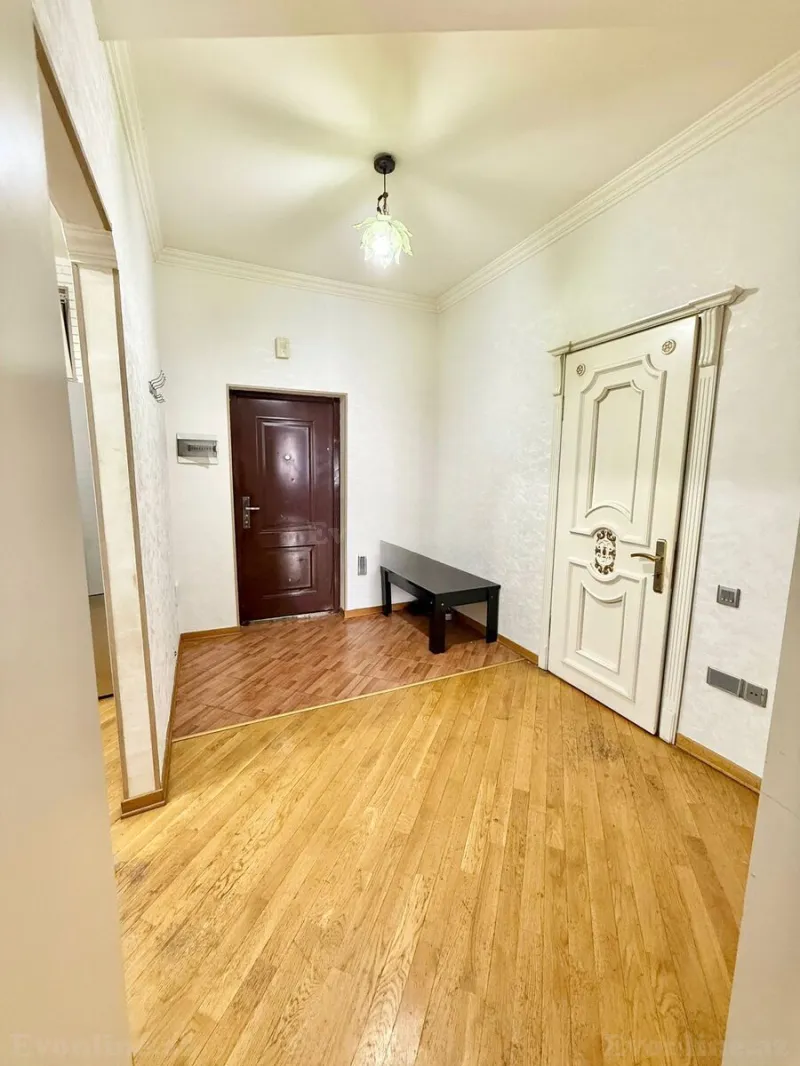 Kirayə verilir 2 otaqlı Mənzil Yeni tikili 70 m² Gənclik m. - şəkil 5