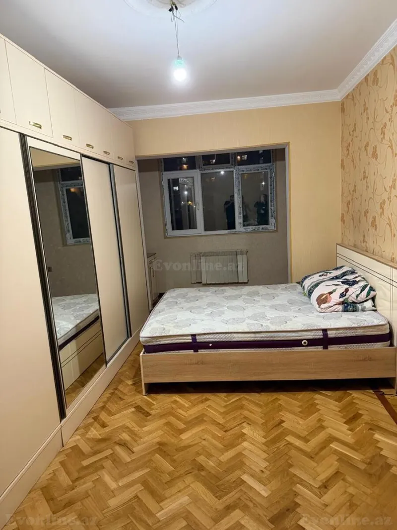 Satılır 3 otaqlı Mənzil Köhnə tikili 90 m² Memar Əcəmi m. - şəkil 2