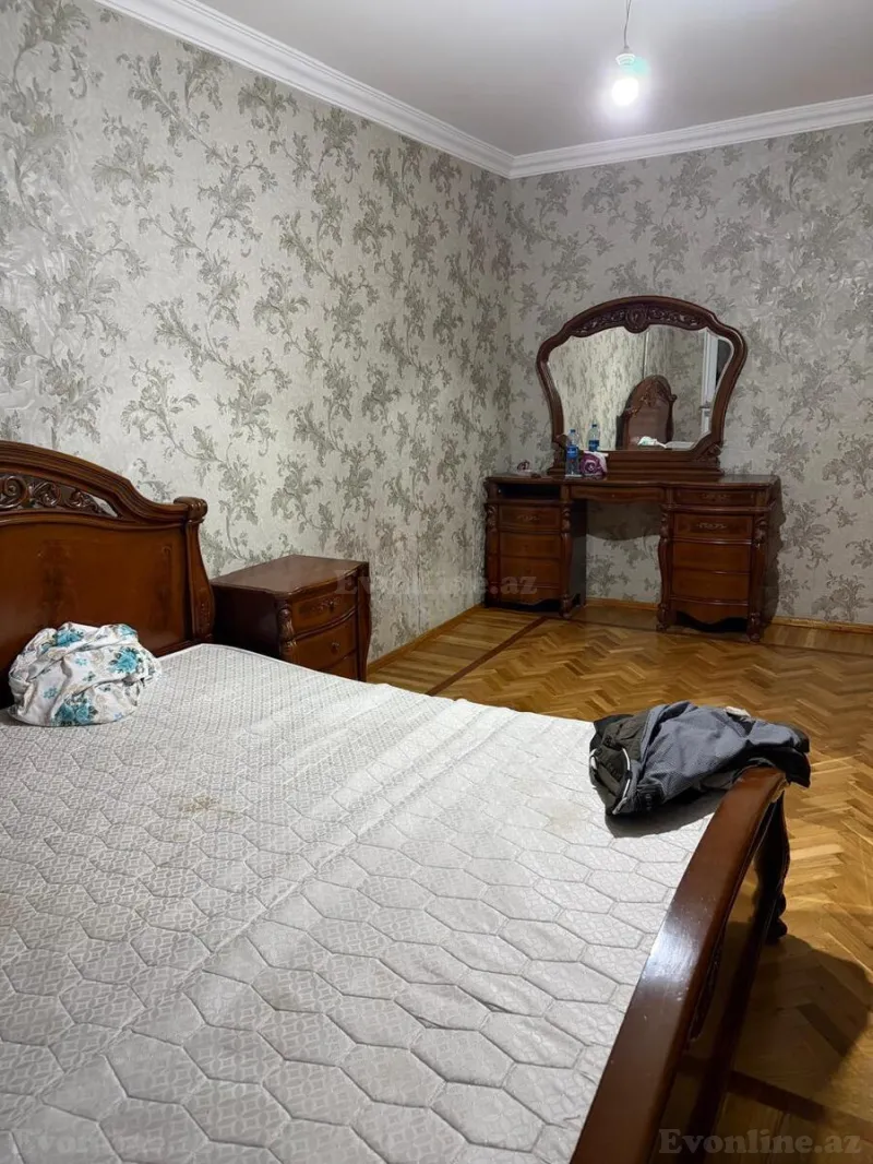 Satılır 3 otaqlı Mənzil Köhnə tikili 90 m² Memar Əcəmi m. - şəkil 9