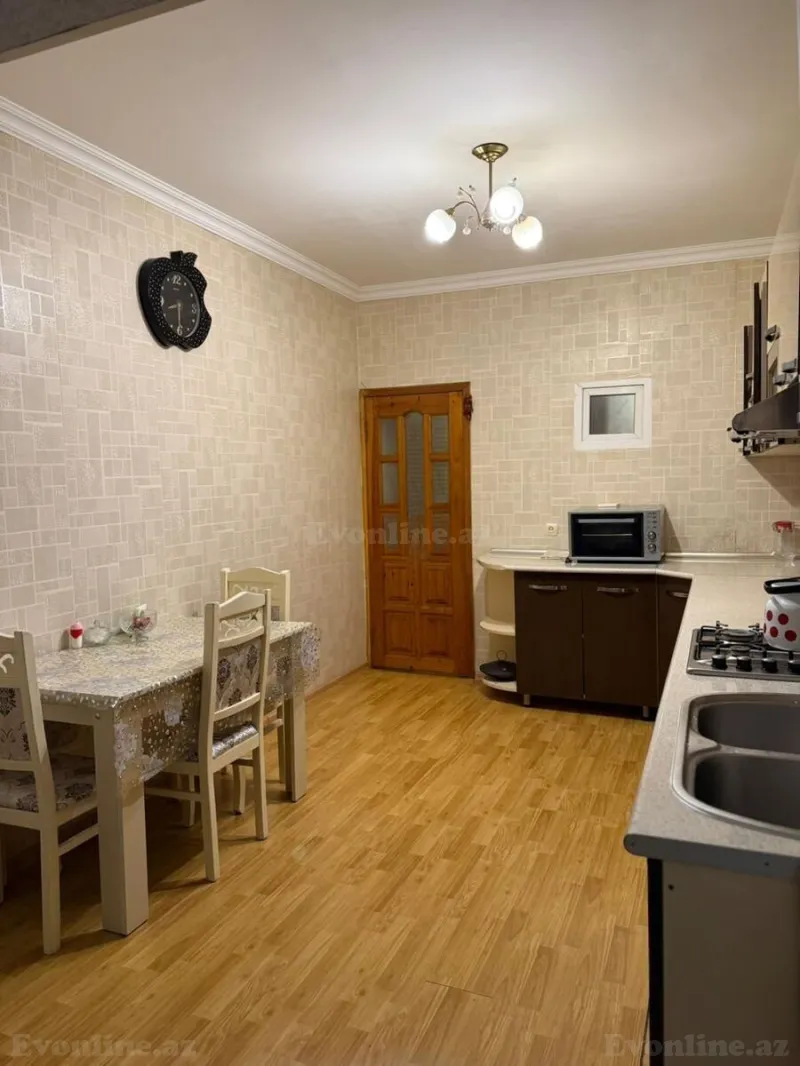 Satılır 2 otaqlı Mənzil Köhnə tikili 70 m² Yeni Yasamal - şəkil 5