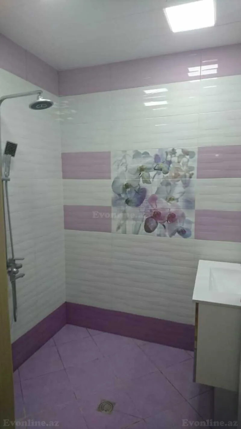 Satılır 4 otaqlı Mənzil Köhnə tikili 110 m² İnşaatçılar m. - şəkil 4